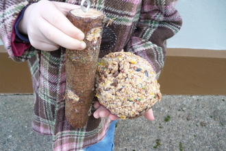 Bird feeders natural